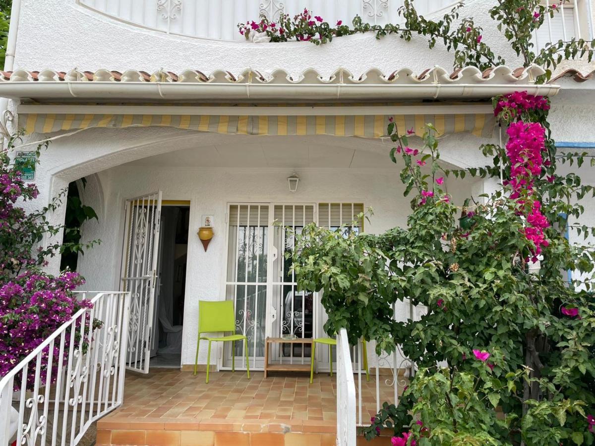 Leones Villa Empuriabrava Eksteriør bilde